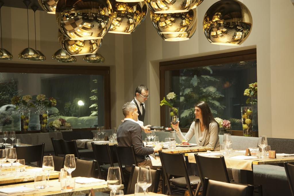 Alexander Charme Hotel Livigno Exterior foto